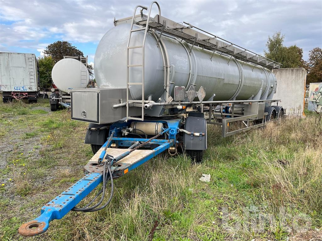 OBAS ADR 22-1 - Tartályos pótkocsi: 1 kép. OBAS ADR 22-1 - Tartályos pótkocsi: 1 kép.