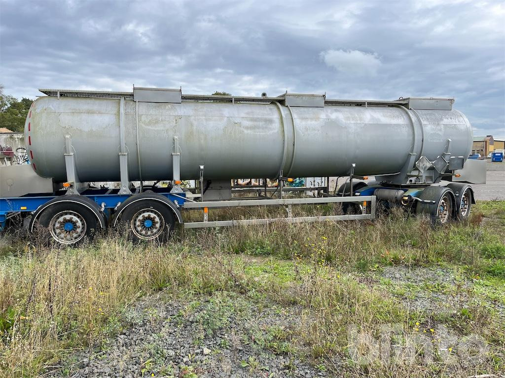 OBAS ADR 22-1 - Tartályos pótkocsi: 3 kép. OBAS ADR 22-1 - Tartályos pótkocsi: 3 kép.