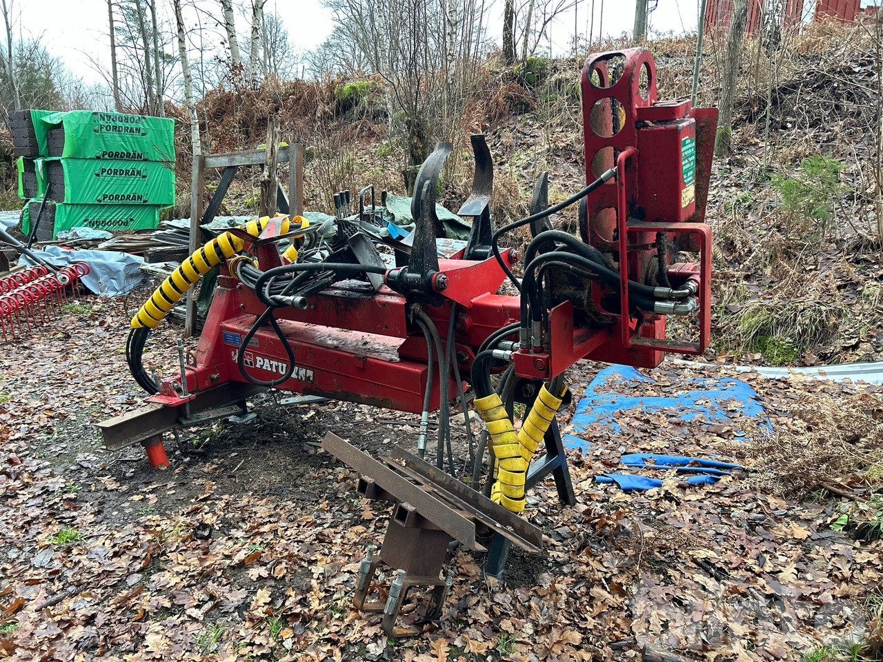 Patu - Erdészeti fej: 2 kép. Patu - Erdészeti fej: 2 kép.