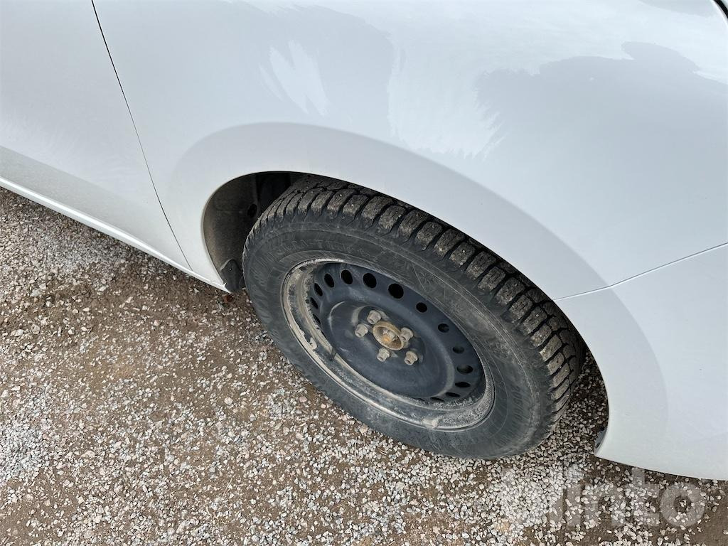 Kis furgon RENAULT KANGOO 1.5 Blue dCi: 30 kép.