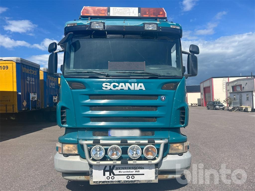 SCANIA R420LB6X2HHZ - Horgos rakodó teherautó: 3 kép. SCANIA R420LB6X2HHZ - Horgos rakodó teherautó: 3 kép.