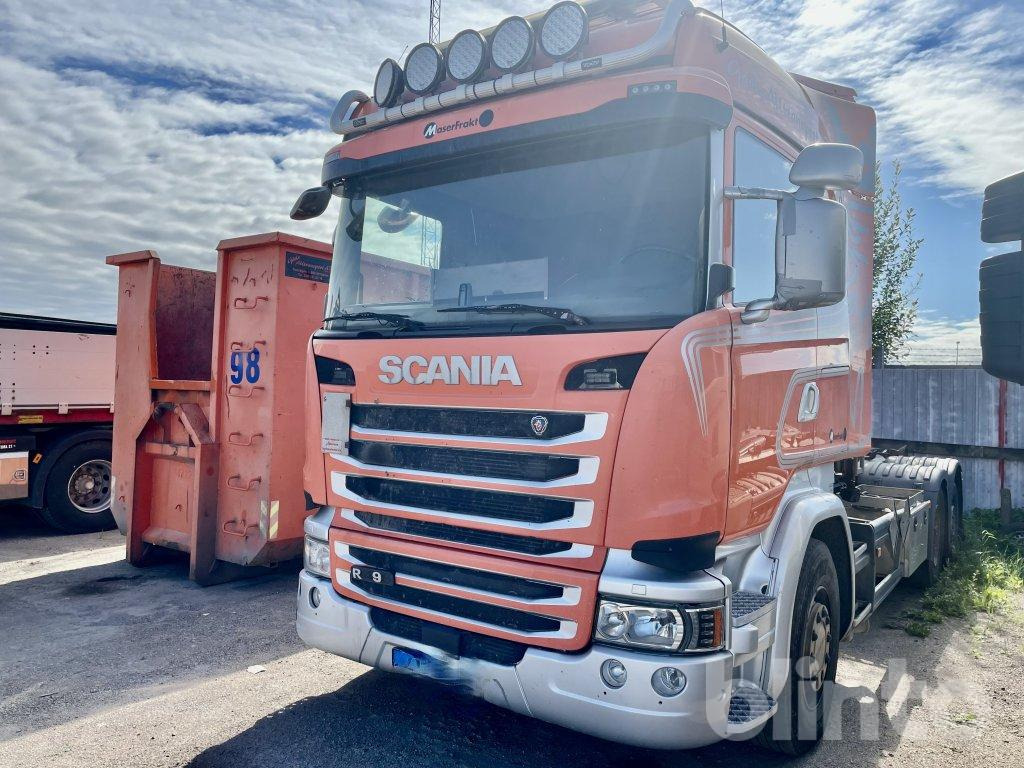 SCANIA R490 - Horgos rakodó teherautó: 1 kép. SCANIA R490 - Horgos rakodó teherautó: 1 kép.