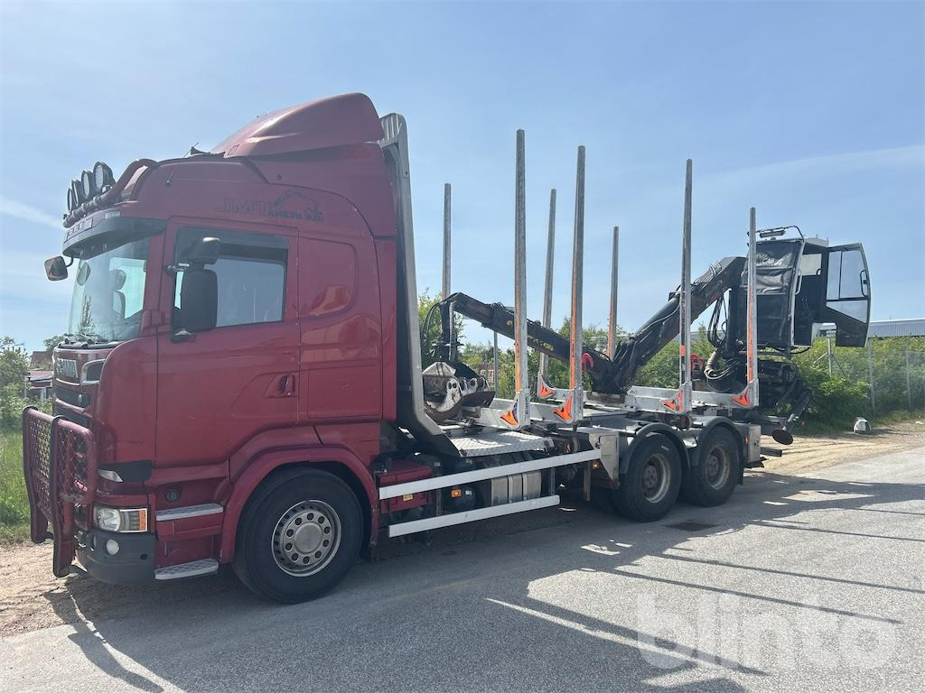 SCANIA R580 - Jonsered 1080 79R - Rönkszállító teherautó, Darus autó: 1 kép. SCANIA R580 - Jonsered 1080 79R - Rönkszállító teherautó, Darus autó: 1 kép.