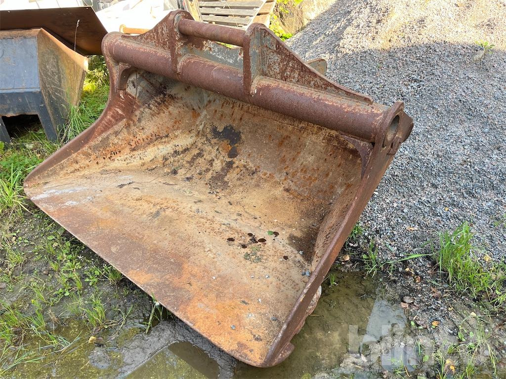 SMP & Mito Planerskopa och Grävskopa S70 - Kotró kanál: 1 kép. SMP & Mito Planerskopa och Grävskopa S70 - Kotró kanál: 1 kép.