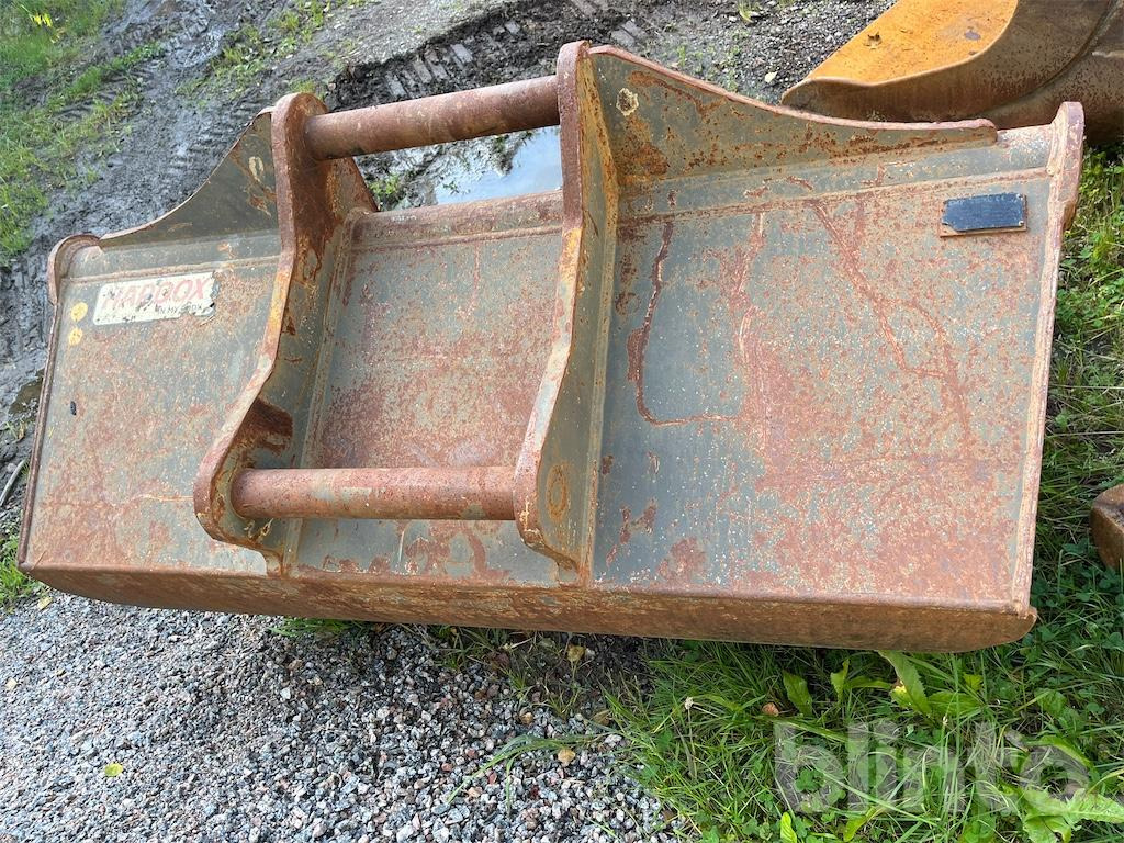 SMP & Mito Planerskopa och Grävskopa S70 - Kotró kanál: 4 kép. SMP & Mito Planerskopa och Grävskopa S70 - Kotró kanál: 4 kép.