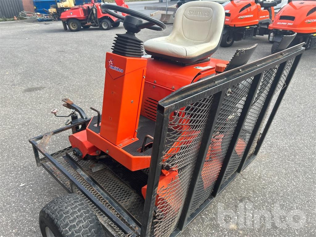 Smithco Tournament Ultra - Kerti gépek: 4 kép. Smithco Tournament Ultra - Kerti gépek: 4 kép.