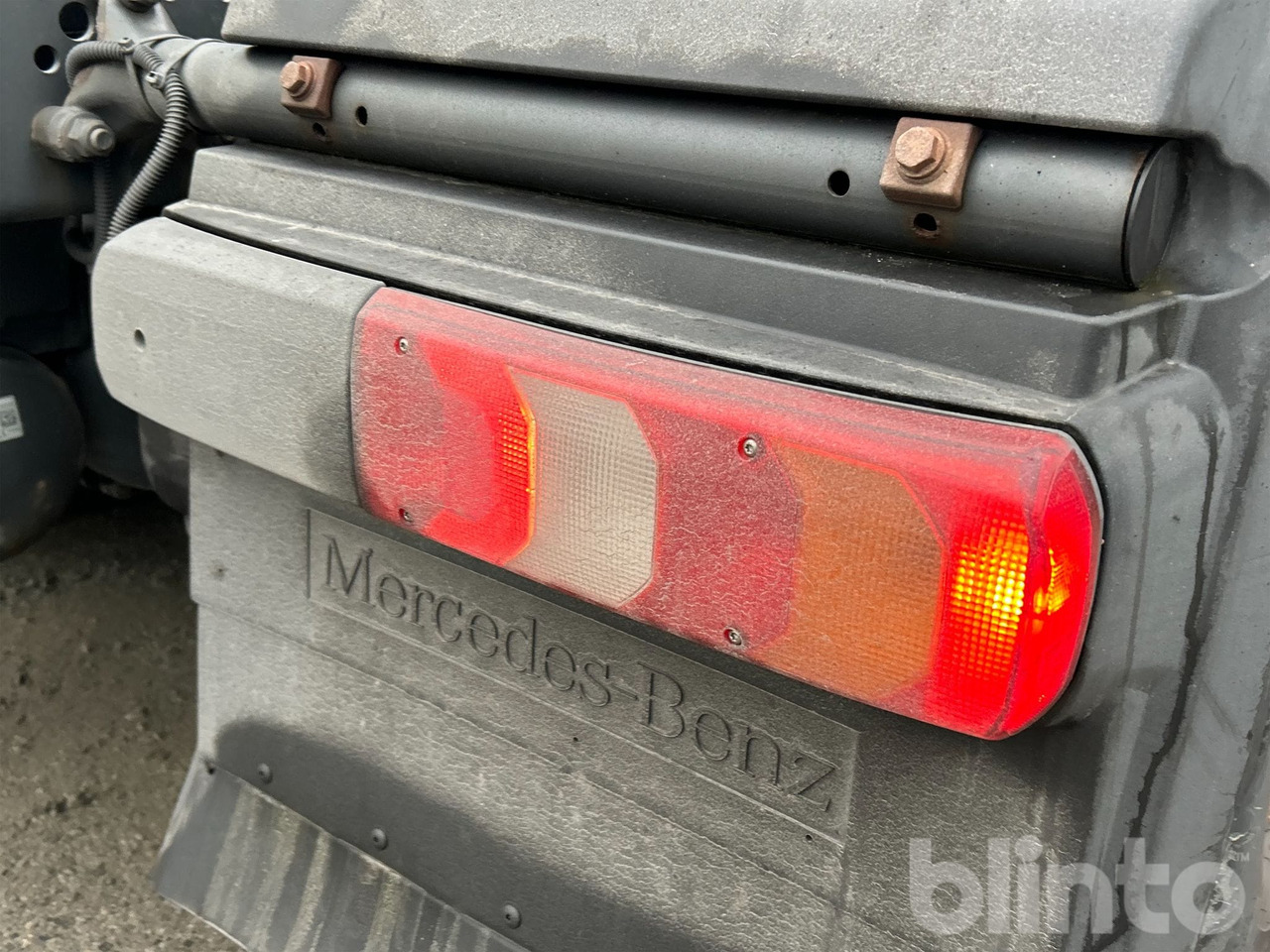 Teherautó MERCEDES-BENZ 963-4-A: 26 kép.