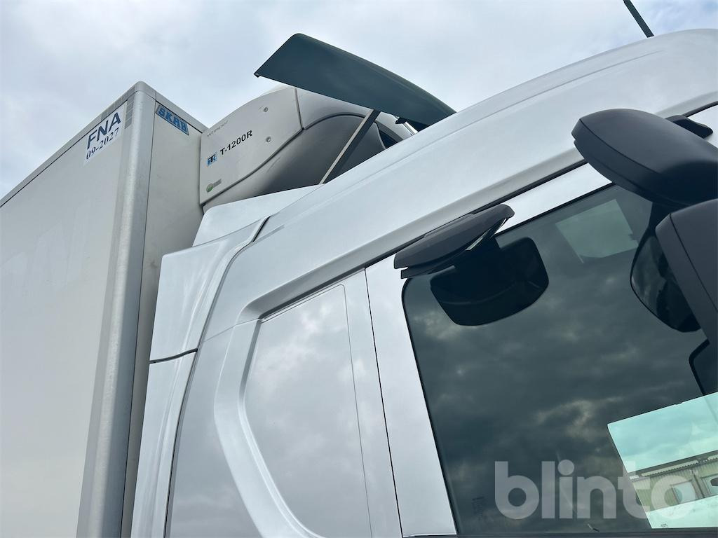Teherautó SCANIA R500: 24 kép.
