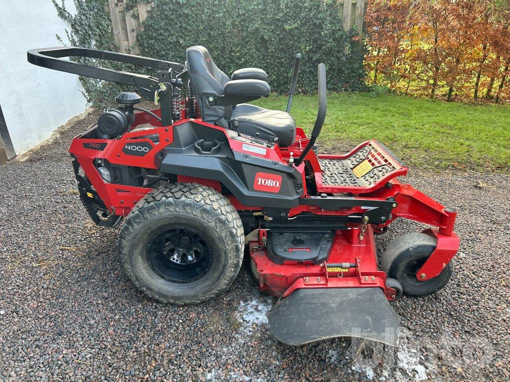 Toro PRO 4000 Z-Master - 125 h - Kerti fűkasza: 4 kép. Toro PRO 4000 Z-Master - 125 h - Kerti fűkasza: 4 kép.