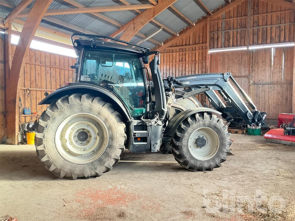 VALTRA N135 twintrack - Traktor: 3 kép. VALTRA N135 twintrack - Traktor: 3 kép.
