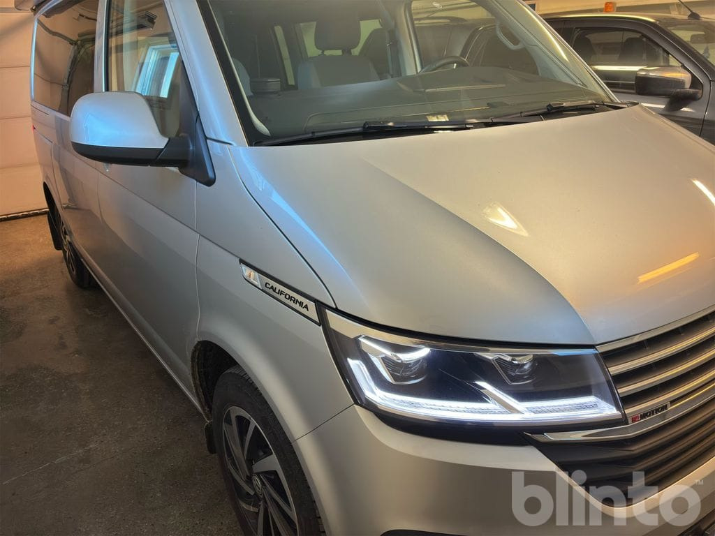 VOLKSWAGEN, VW California Ocean - Kempingautó: 5 kép. VOLKSWAGEN, VW California Ocean - Kempingautó: 5 kép.