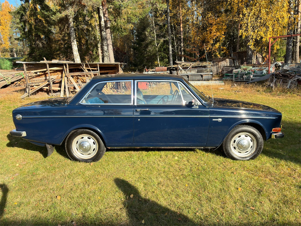 VOLVO 1421341 U - Autó: 4 kép. VOLVO 1421341 U - Autó: 4 kép.