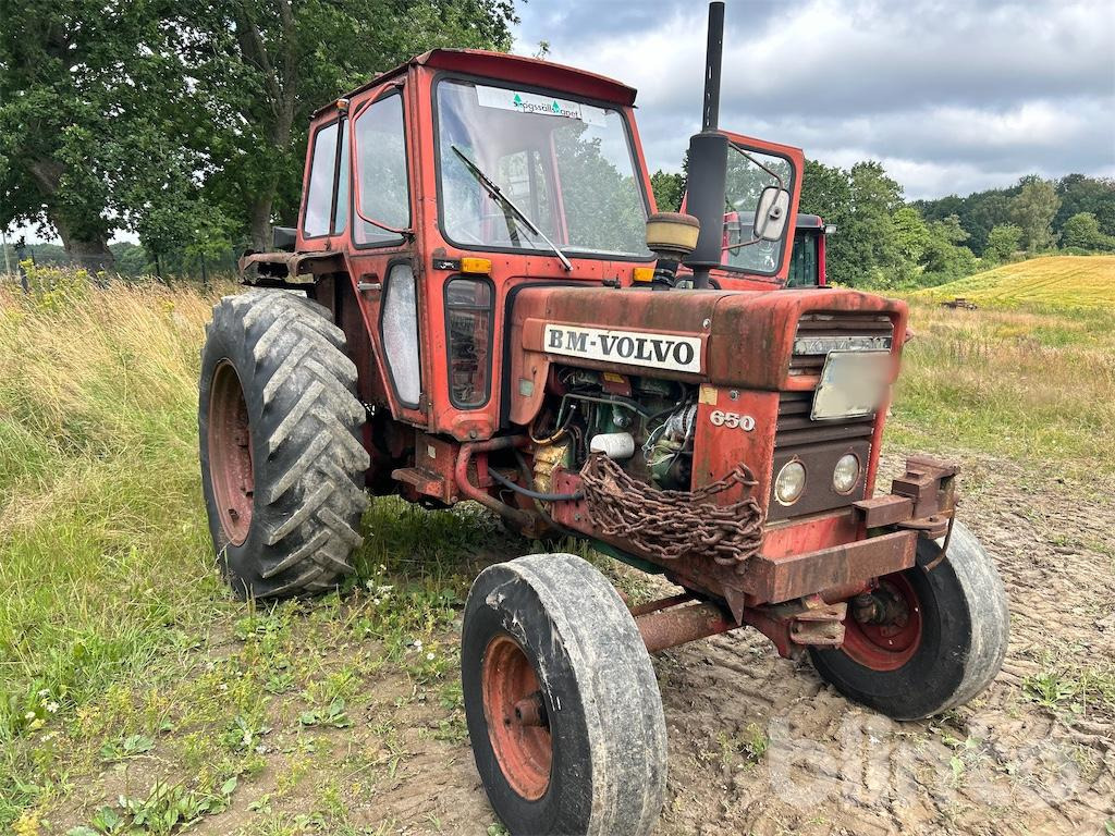 VOLVO-BM T 650 - Traktor: 4 kép. VOLVO-BM T 650 - Traktor: 4 kép.