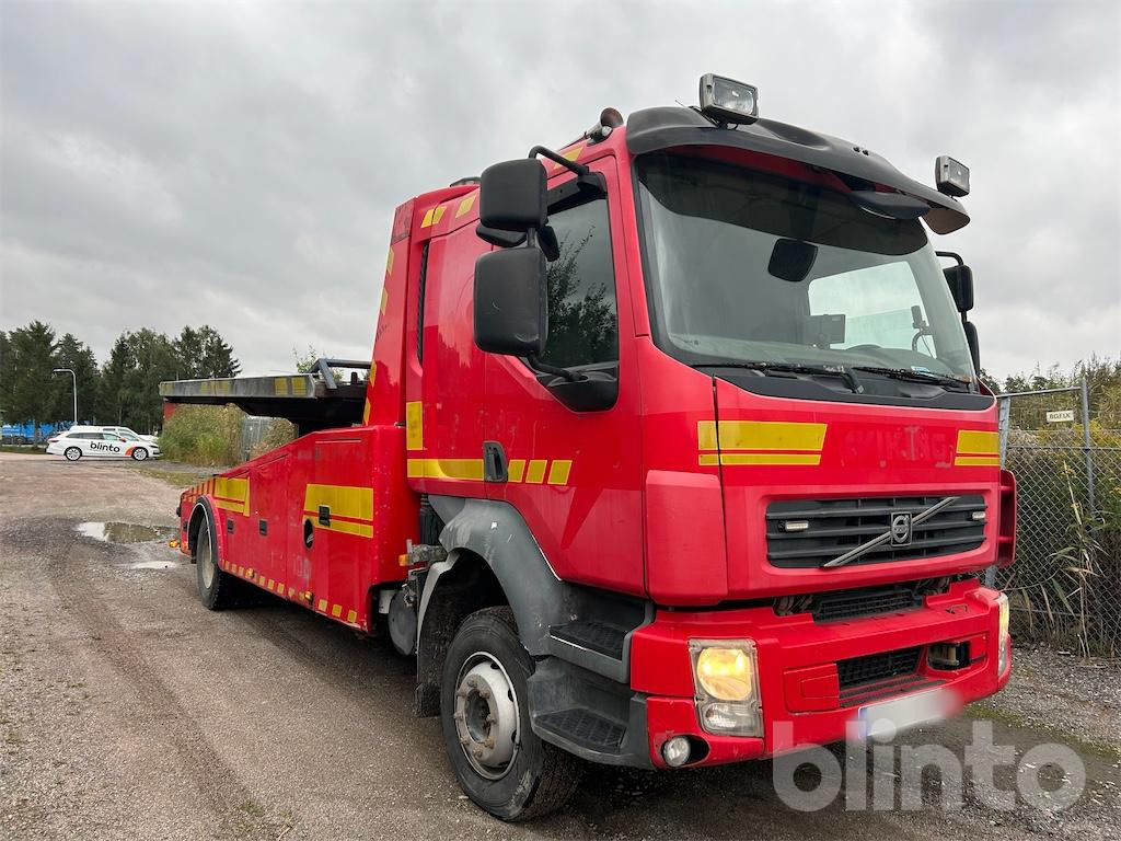 VOLVO FL-280 4*2 - Vontató: 1 kép. VOLVO FL-280 4*2 - Vontató: 1 kép.