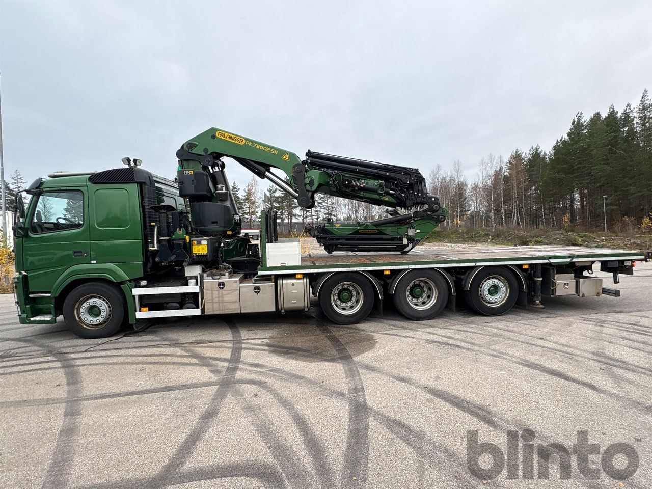 VOLVO FM 460 8x4 Tridem - Platós teherautó, Darus autó: 2 kép. VOLVO FM 460 8x4 Tridem - Platós teherautó, Darus autó: 2 kép.