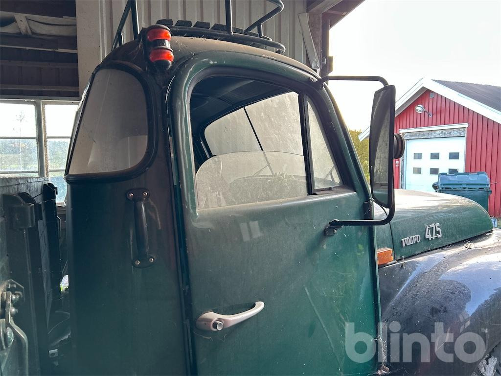 Platós teherautó VOLVO L 475 Reparationsobjekt: 11 kép. Platós teherautó VOLVO L 475 Reparationsobjekt: 11 kép.