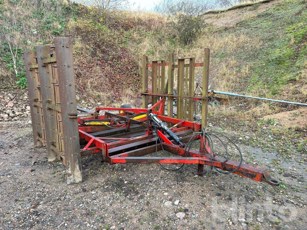 Väderstad Mod. 74 - Talajművelő gep: 3 kép. Väderstad Mod. 74 - Talajművelő gep: 3 kép.