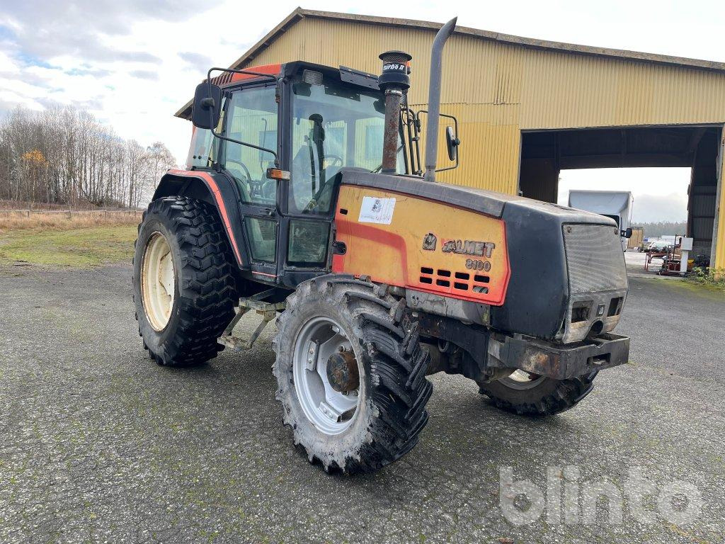 Valmet 8100 - Traktor: 3 kép. Valmet 8100 - Traktor: 3 kép.