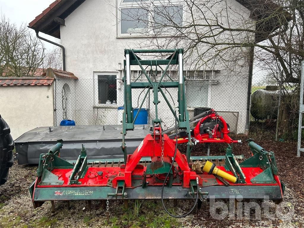 Vogel & Noot - Talajmaró: 3 kép. Vogel & Noot - Talajmaró: 3 kép.