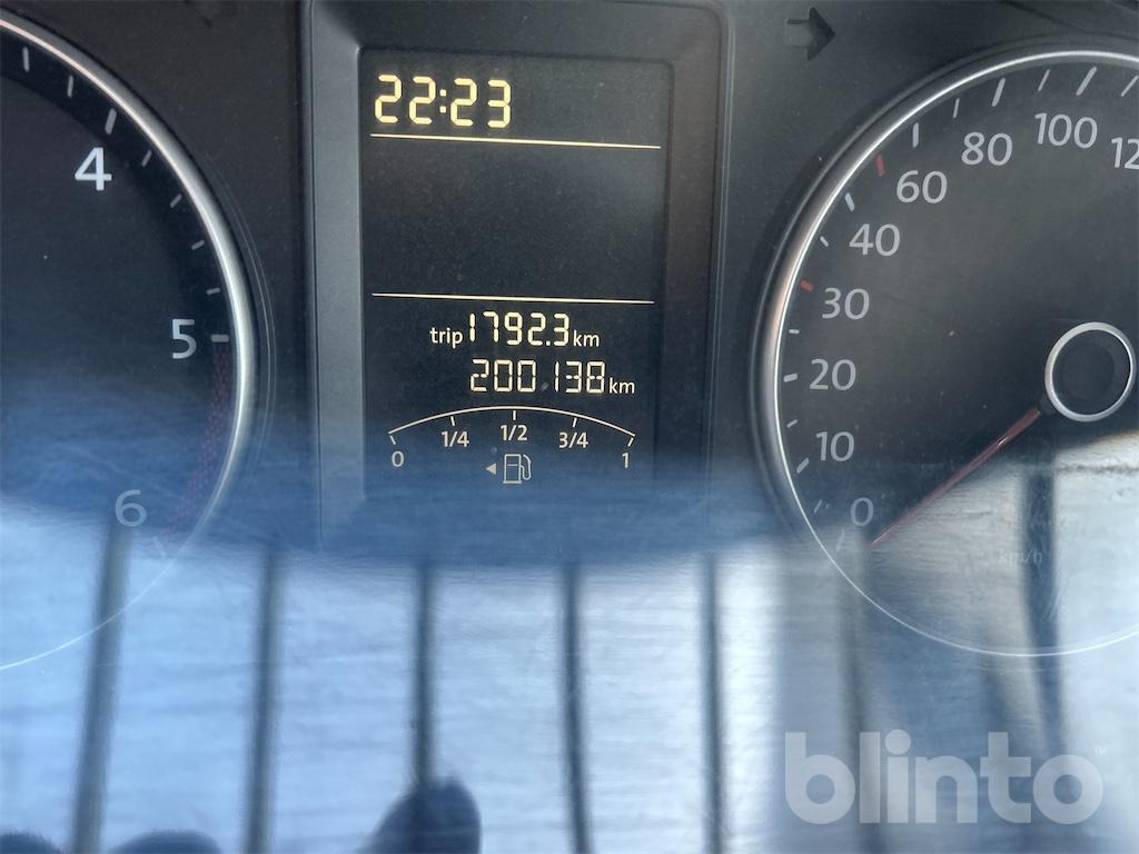 Volkswagen T5 (2010) - Platós kisteherautó, Duplakabinos kisteherautó: 5 kép. Volkswagen T5 (2010) - Platós kisteherautó, Duplakabinos kisteherautó: 5 kép.