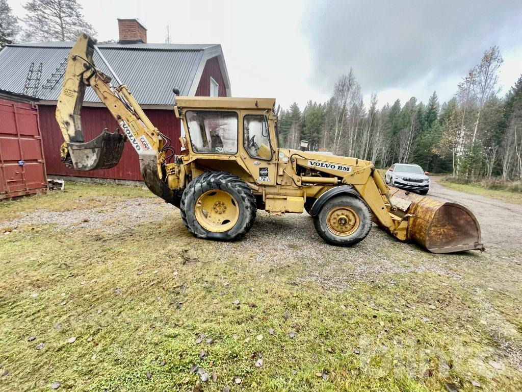 Volvo 616 - Kotrórakodó: 1 kép. Volvo 616 - Kotrórakodó: 1 kép.