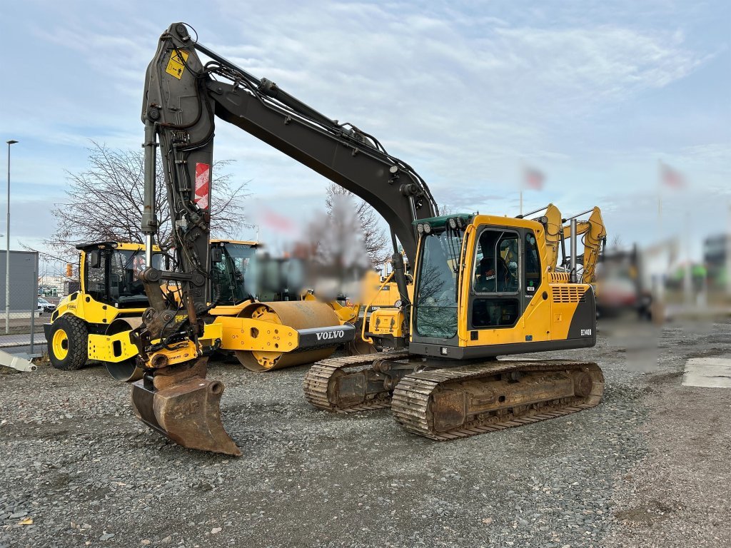 Volvo EC140BLC - Lánctalpas kotró: 1 kép. Volvo EC140BLC - Lánctalpas kotró: 1 kép.