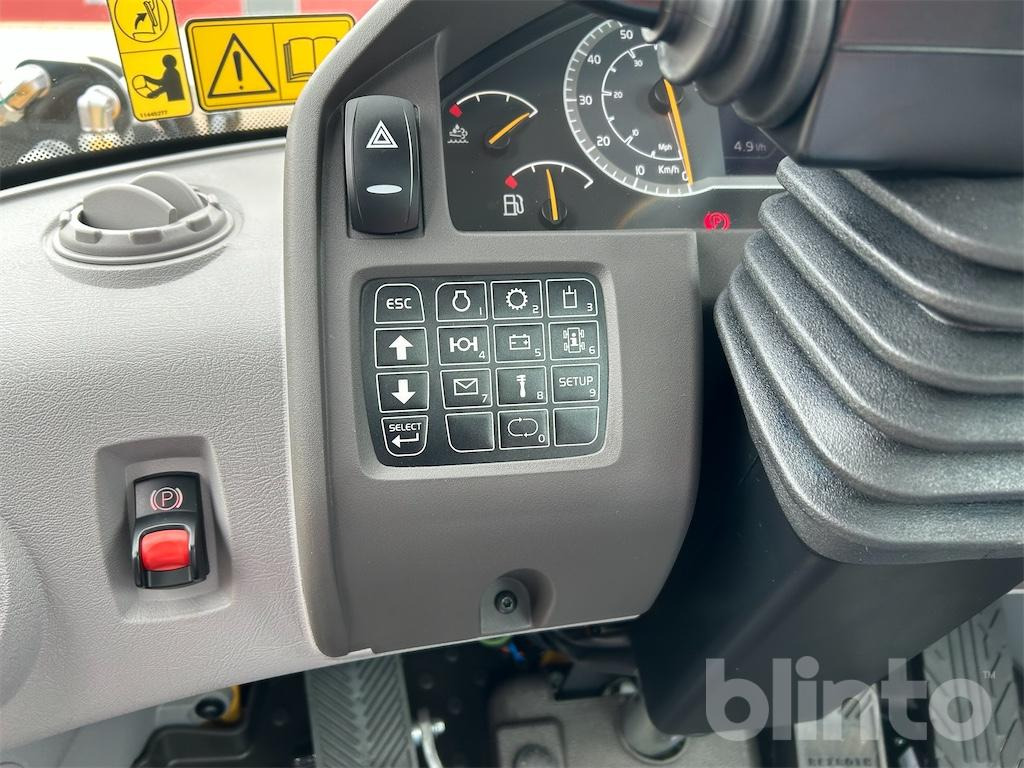 Gumikerekes homlokrakodó Volvo L70H Ny!: 22 kép.
