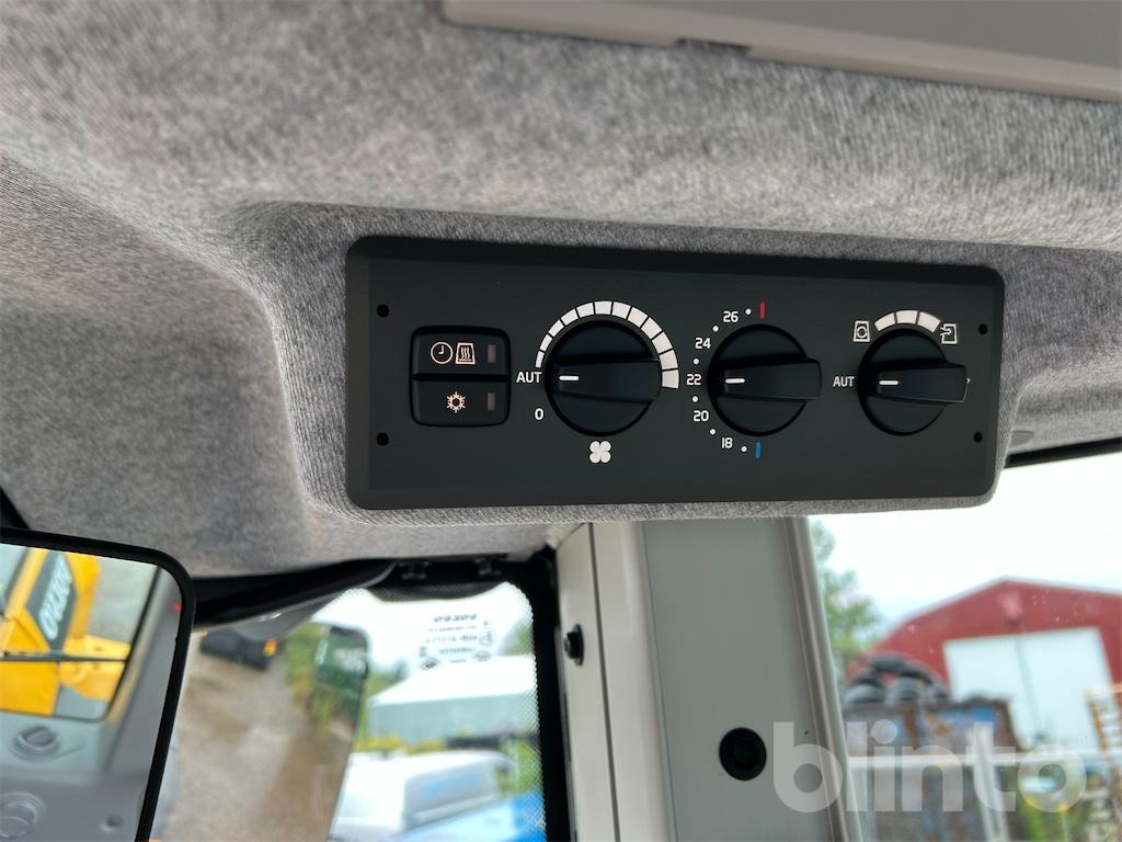 Gumikerekes homlokrakodó Volvo L70H Ny!: 23 kép.