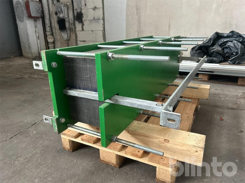 ZILMET ZX 732L-HC-126 (2022) - Építőipari fűtőelem: 4 kép. ZILMET ZX 732L-HC-126 (2022) - Építőipari fűtőelem: 4 kép.