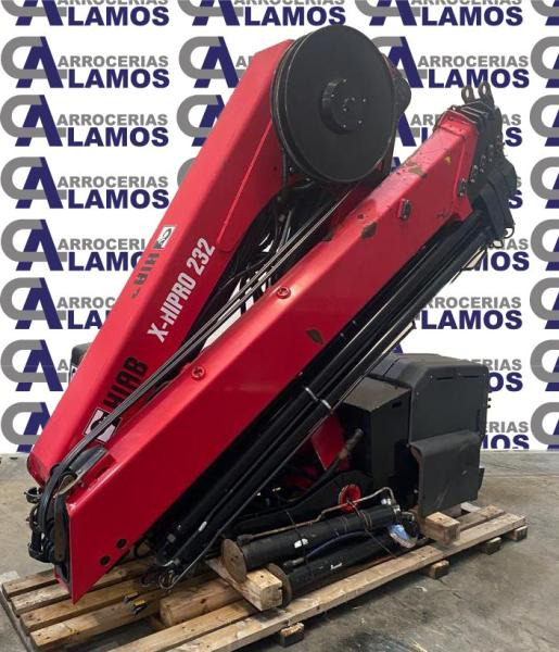 Hiab GRUA HIAB X-HIPRO 232 E4 - Rakodódaru: 2 kép. Hiab GRUA HIAB X-HIPRO 232 E4 - Rakodódaru: 2 kép.