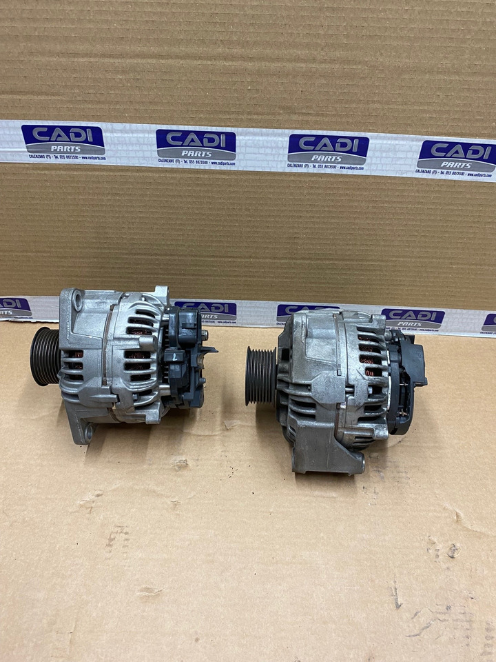 ALTERNATORE - RIF BOSCH 0124655025 - RIF. MAN 51261017283 28V, 120A - Generátor - Teherautó: 2 kép. ALTERNATORE - RIF BOSCH 0124655025 - RIF. MAN 51261017283 28V, 120A - Generátor - Teherautó: 2 kép.