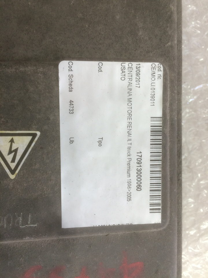 CENTRALINA MOTORE EDC - RENAULT PREMIUM - RIF. RENAULT 5010412381A - RIF. BOSCH 0281010464 - ECU: 3 kép. CENTRALINA MOTORE EDC - RENAULT PREMIUM - RIF. RENAULT 5010412381A - RIF. BOSCH 0281010464 - ECU: 3 kép.