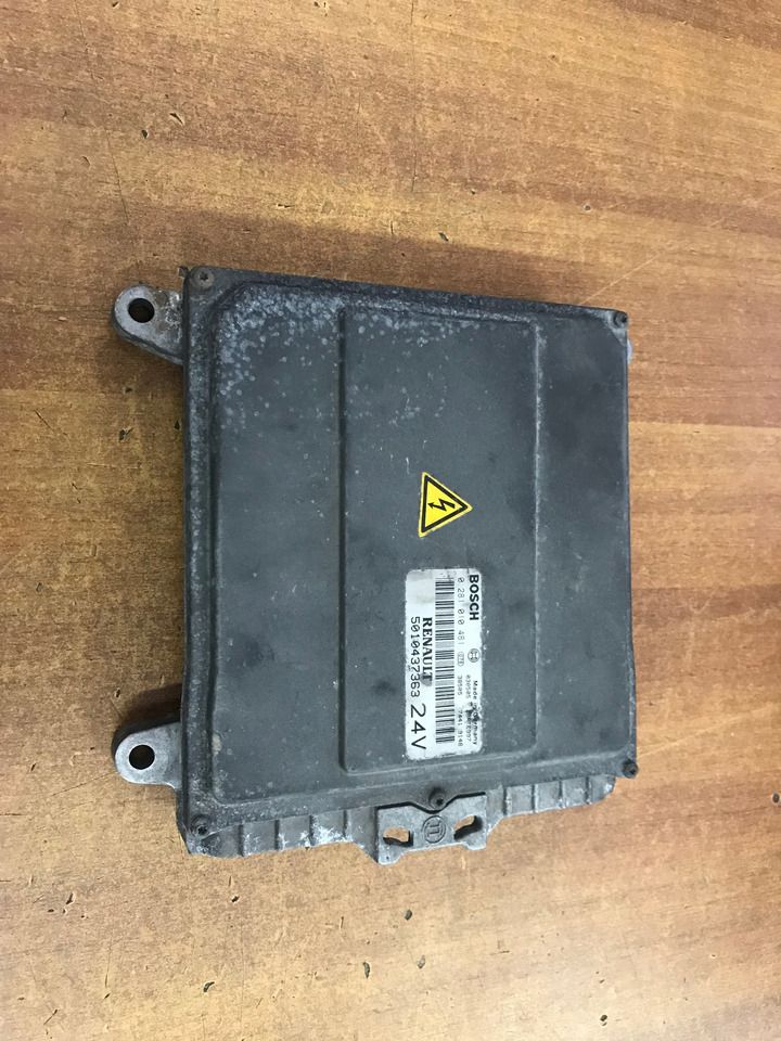 CENTRALINA MOTORE EDC - RIF. RENAULT 5010437363 - RIF. BOSCH 0281010481 - ECU: 1 kép. CENTRALINA MOTORE EDC - RIF. RENAULT 5010437363 - RIF. BOSCH 0281010481 - ECU: 1 kép.