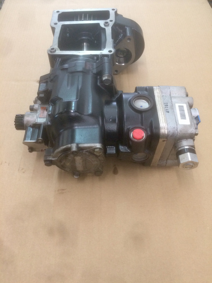 COMPRESSORE ARIA MONOCILINDRICO CON FRIZIONE MAN / KNORR - Légkompresszor: 3 kép. COMPRESSORE ARIA MONOCILINDRICO CON FRIZIONE MAN / KNORR - Légkompresszor: 3 kép.