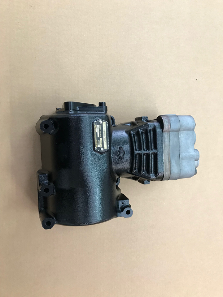COMPRESSORE ARIA MONOCILINDRICO MAN 51541007095 - Légkompresszor: 2 kép. COMPRESSORE ARIA MONOCILINDRICO MAN 51541007095 - Légkompresszor: 2 kép.