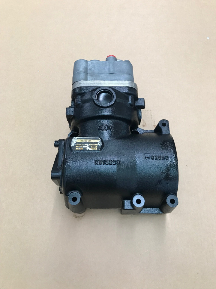 COMPRESSORE ARIA MONOCILINDRICO MAN 51541007121 - Légkompresszor: 1 kép. COMPRESSORE ARIA MONOCILINDRICO MAN 51541007121 - Légkompresszor: 1 kép.