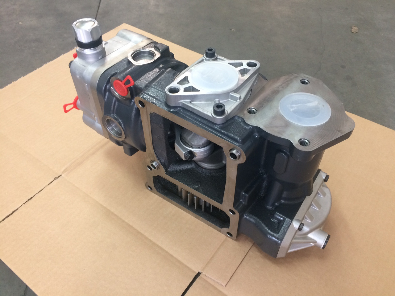 COMPRESSORE ARIA RIF. MAN 51541007117 - 51541007205 - 51541007232 - 51541007247 - Légkompresszor: 3 kép. COMPRESSORE ARIA RIF. MAN 51541007117 - 51541007205 - 51541007232 - 51541007247 - Légkompresszor: 3 kép.