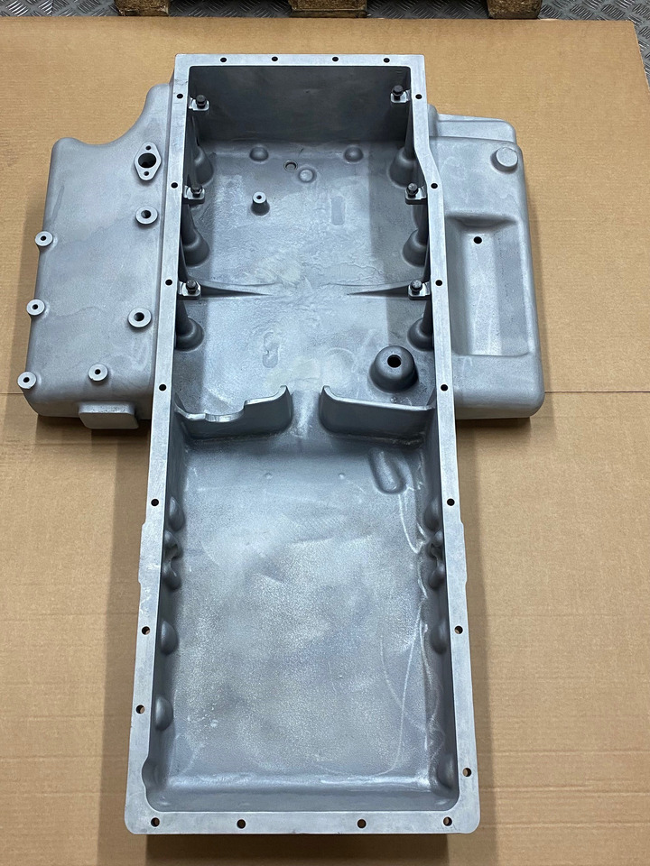 COPPA OLIO MOTORE BUS - 51058015764 - MAN D2066LOH26 - D2676LOH - Olajteknő - Busz: 4 kép. COPPA OLIO MOTORE BUS - 51058015764 - MAN D2066LOH26 - D2676LOH - Olajteknő - Busz: 4 kép.