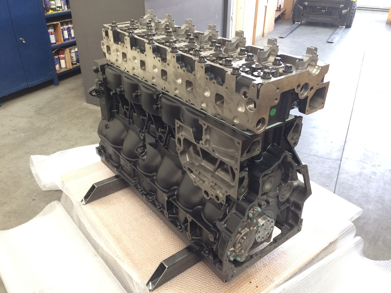 Motor MOTORE MAN D2066LUH42 - 320CV - EEV - VERSIONE LONGBLOCK: 8 kép.