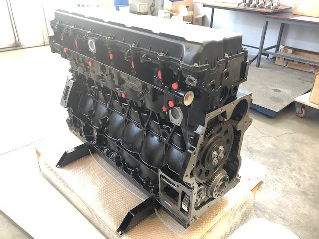 MOTORE MAN D2676LF46 - 440CV - EURO 6 - Motor: 4 kép. MOTORE MAN D2676LF46 - 440CV - EURO 6 - Motor: 4 kép.