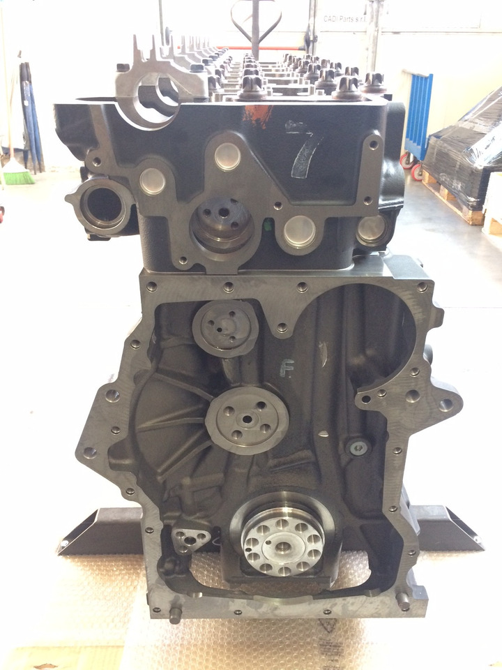 MOTORE MAN D2676LF46 - 440CV - EURO 6 - Motor: 4 kép. MOTORE MAN D2676LF46 - 440CV - EURO 6 - Motor: 4 kép.
