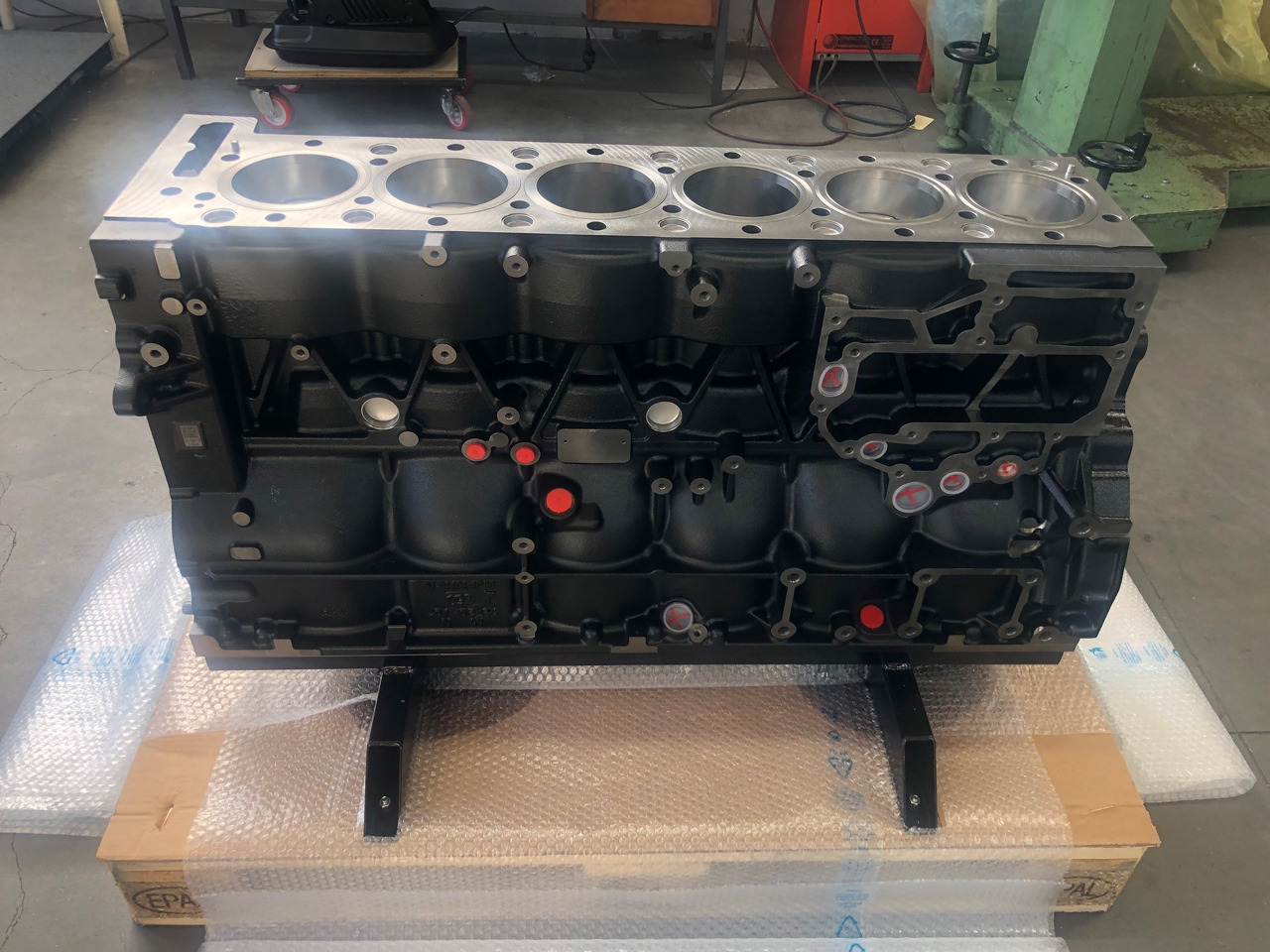 SHORTBLOCK / BLOCCO MOTORE MAN D2676 EURO6 (camion e bus) - Motorblokk - Teherautó: 5 kép. SHORTBLOCK / BLOCCO MOTORE MAN D2676 EURO6 (camion e bus) - Motorblokk - Teherautó: 5 kép.