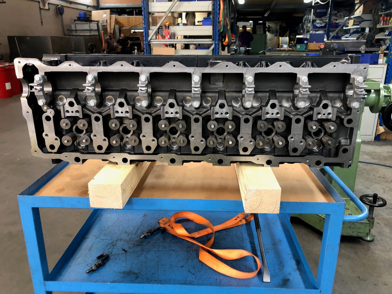 TESTATA MOTORE MAN D2676 EURO6C - Motor fej: 1 kép. TESTATA MOTORE MAN D2676 EURO6C - Motor fej: 1 kép.
