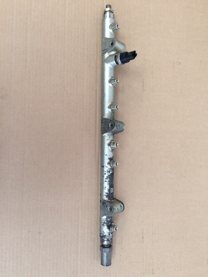 TUBO PRESSIONE COMMON RAIL MAN 51103116037 - Üzemanyagrendszer: 1 kép. TUBO PRESSIONE COMMON RAIL MAN 51103116037 - Üzemanyagrendszer: 1 kép.