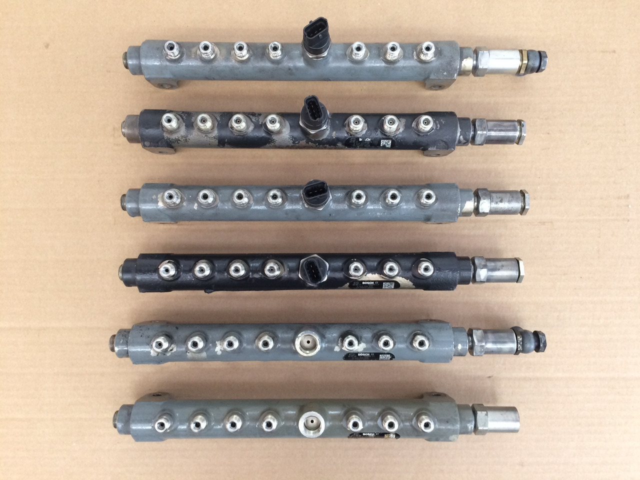 TUBO PRESSIONE COMMON RAIL MAN 51103116039 - Üzemanyagrendszer: 2 kép. TUBO PRESSIONE COMMON RAIL MAN 51103116039 - Üzemanyagrendszer: 2 kép.