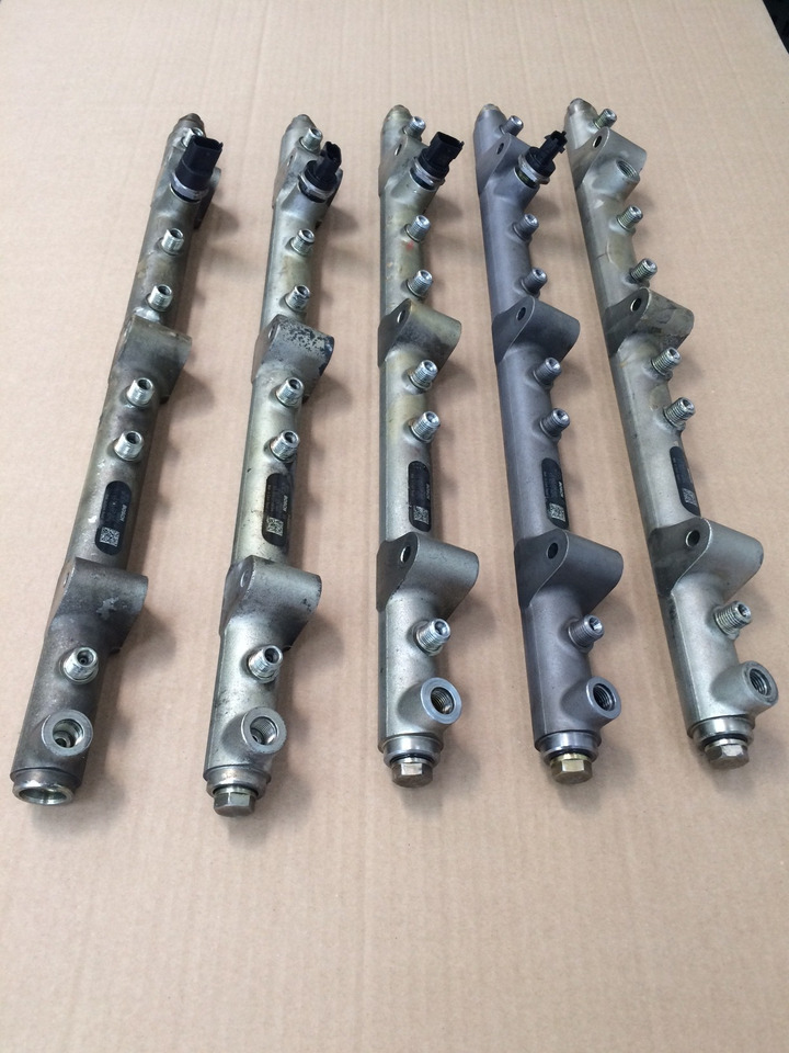TUBO PRESSIONE COMMON RAIL MAN 51103116054 - Üzemanyagrendszer: 2 kép. TUBO PRESSIONE COMMON RAIL MAN 51103116054 - Üzemanyagrendszer: 2 kép.