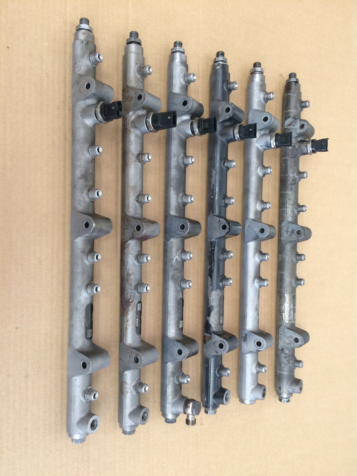 TUBO PRESSIONE COMMON RAIL MAN 51103116082 - Üzemanyagrendszer: 1 kép. TUBO PRESSIONE COMMON RAIL MAN 51103116082 - Üzemanyagrendszer: 1 kép.