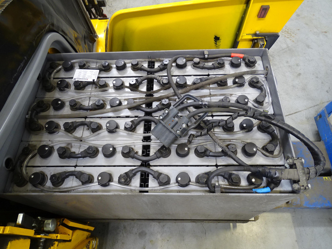 Jungheinrich EFG215 - Elektromos targonca: 4 kép. Jungheinrich EFG215 - Elektromos targonca: 4 kép.