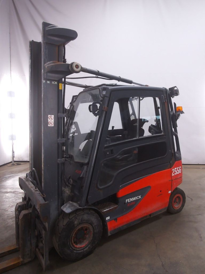 Linde E25L-01 - Elektromos targonca: 1 kép. Linde E25L-01 - Elektromos targonca: 1 kép.