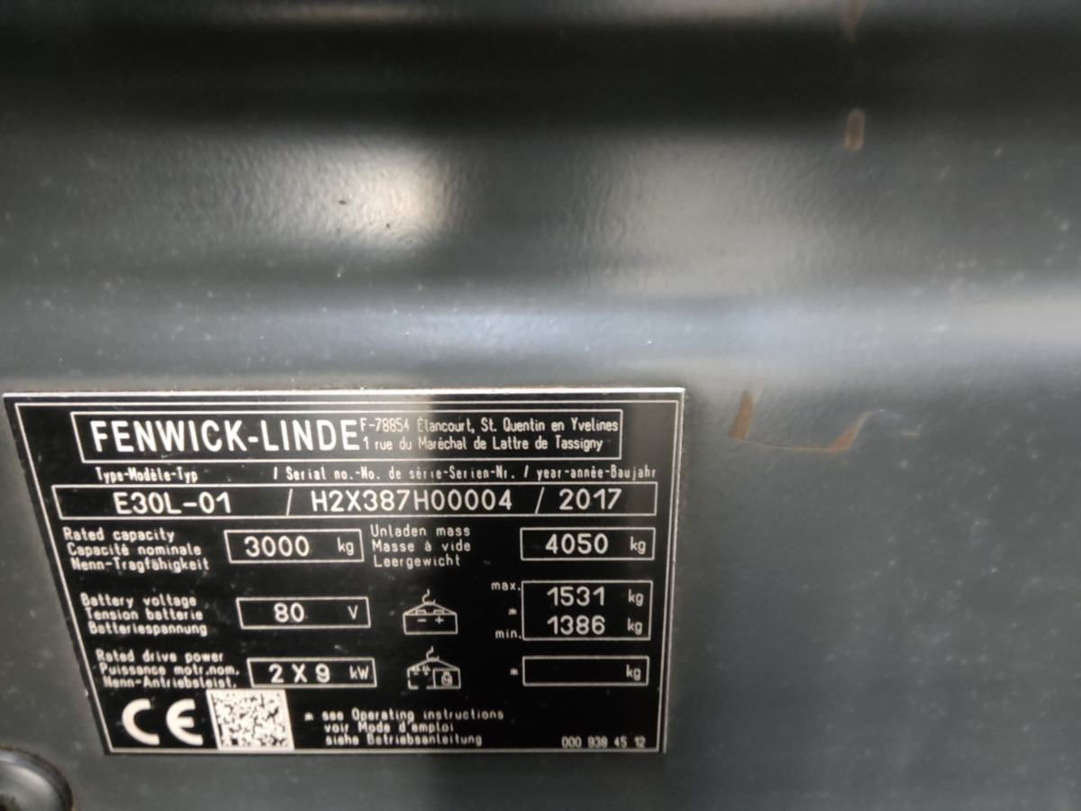 Linde E30L-01 - Elektromos targonca: 5 kép. Linde E30L-01 - Elektromos targonca: 5 kép.